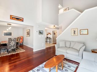 6 Flying Cloud Ln, Salem, MA 01970