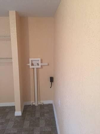 1st image of 4711 Edgewater Dr