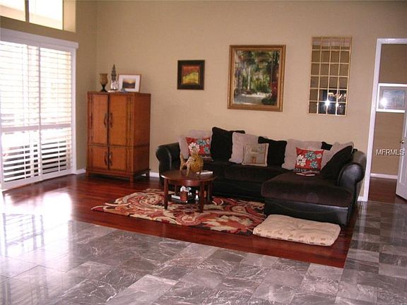 3rd image of 2463 Bond Ave