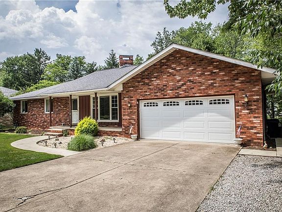 4th image of 10104 Lynn Dr