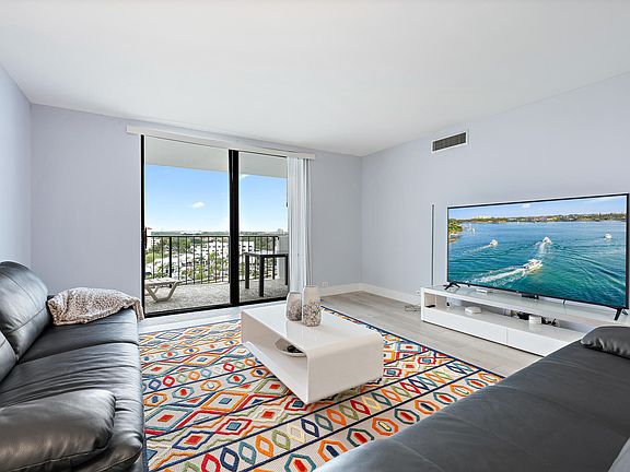 2nd image of 1200 Marine Way #915 (ph7)