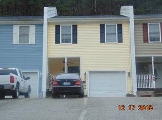 478 Ponderosa Dr, Paintsville, KY 41240