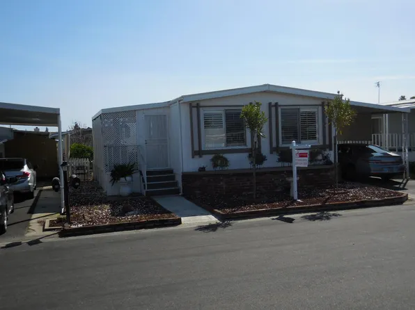 221 W Herndon Ave Space 157, Pinedale, CA 93650