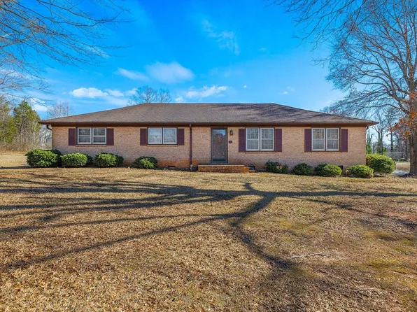 420 Belcher St, Inman, SC 29349