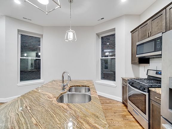 UNIT 1 Kitchen
