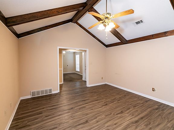 4th image of 9693 Pine Point Dr