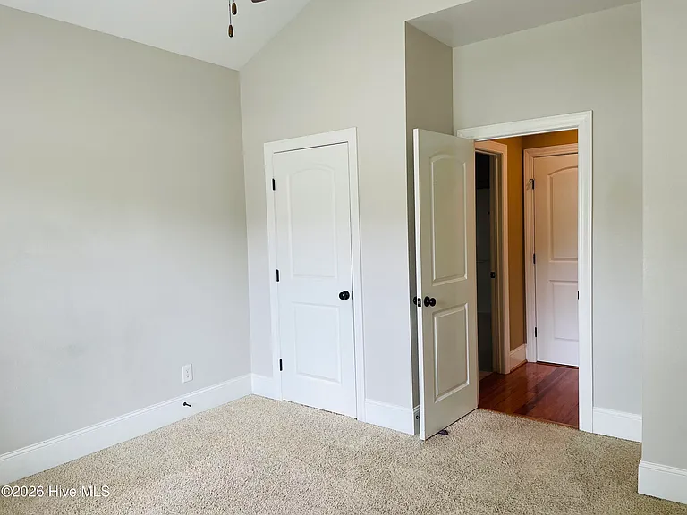 2208 Tulls Cove Rd — Photo 15