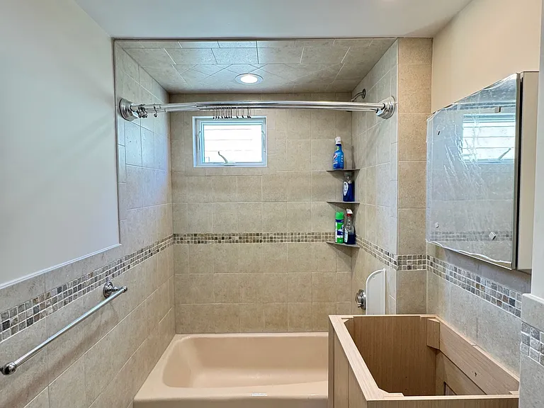 114 Line St #3 — Photo 8