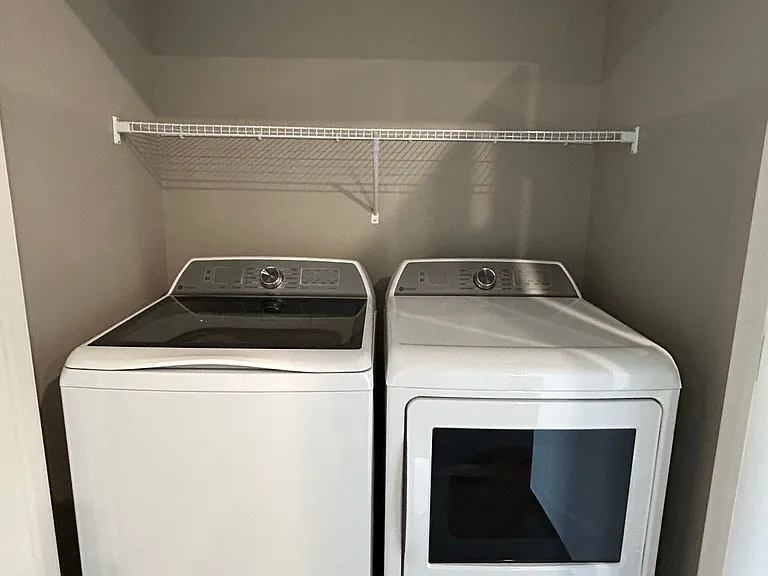 Kraewood Flats - Summer Rent Special through July 31 2026 — Photo 6