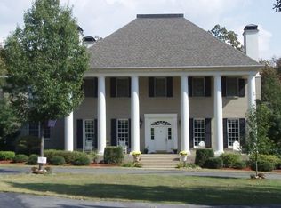 5425 Ridgefield Ln, Little Rock, AR 72223