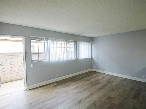 2nd image of 921 N Eucalyptus Ave APT 5