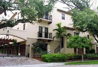 2nd image of 2809 Coconut Ave