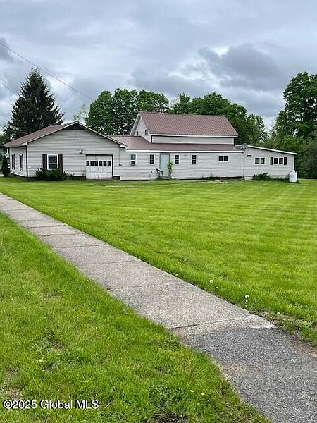 2nd image of 2624 Center Road