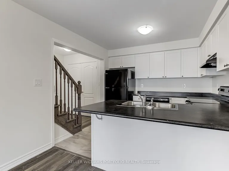 7 Bluegill Cres — Photo 13