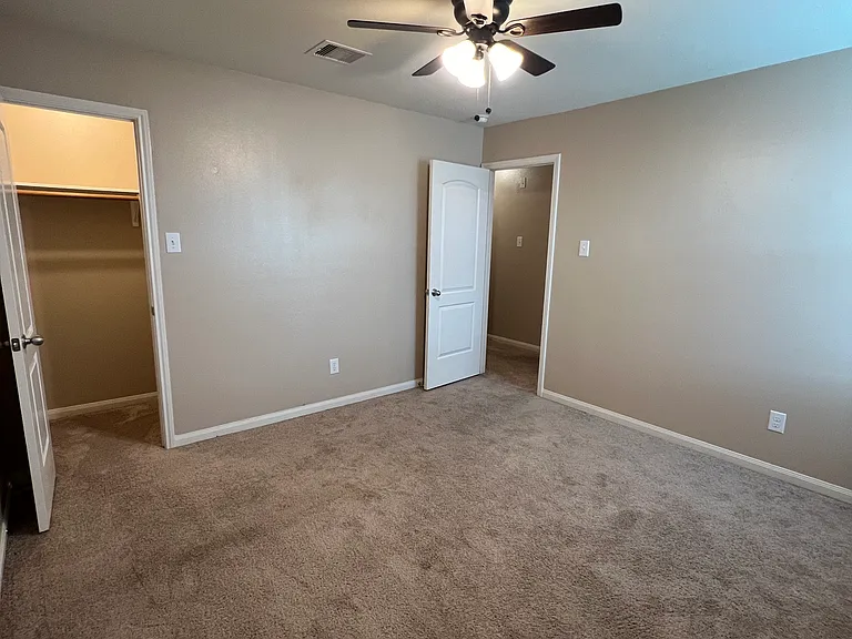 11218 Hall Ranch Ct — Photo 18
