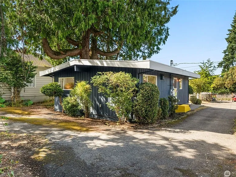 5609 S Prentice St — Photo 22
