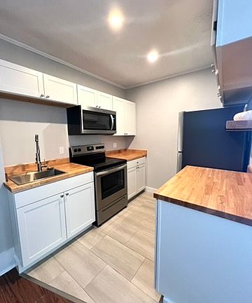 Brand new kitchen!