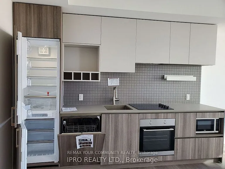 5 Buttermill Ave #4111 — Photo 12