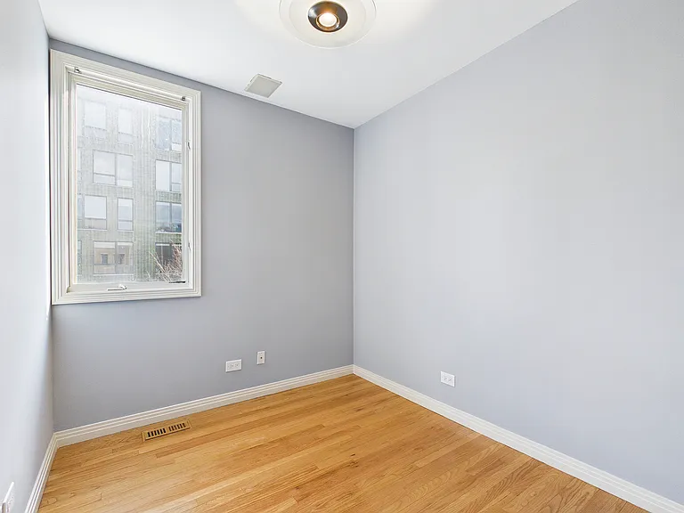 3rd Bedroom/Office/Baby Room