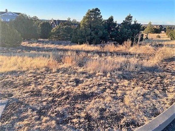 5th image of 800 S Rock Creek Dr