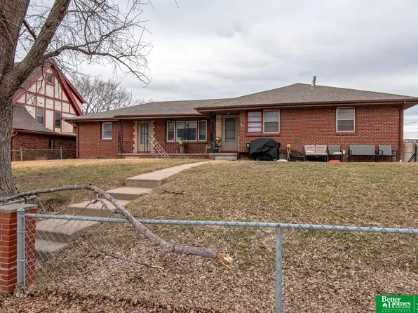 3304 S 32nd Ave, Omaha, NE 68105