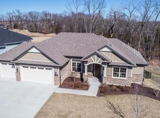 5422 Steeplechase Dr, Columbia, MO 65203