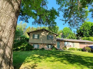 52201 Avanelle St, Granger, IN 46530