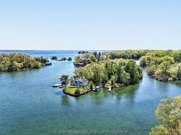 1 Kitsymenie Is, Leeds And The Thousand Islands, ON K7G 3C9