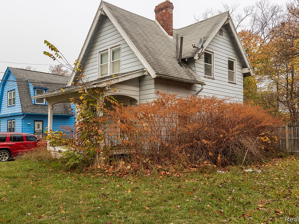 2nd image of 1006 W Dayton St
