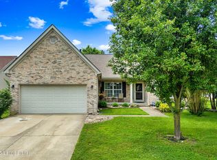 8506 Hunting Stock Pl, Louisville, KY 40291