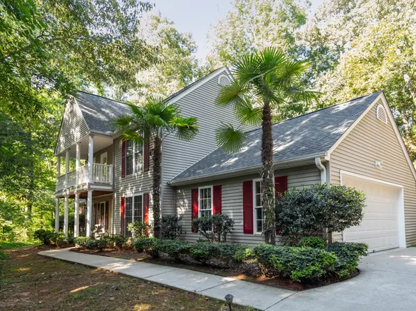 510 Willow Branch Ln, Seneca, SC 29672