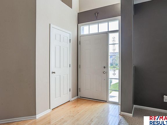 3rd image of 15810 Stony Cir