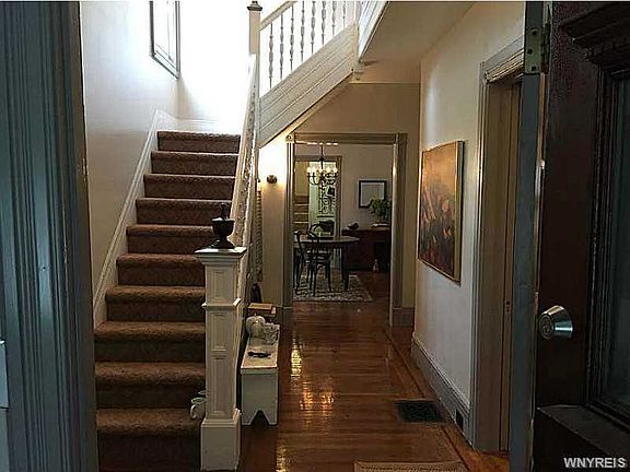 2nd image of 27 Holland Pl