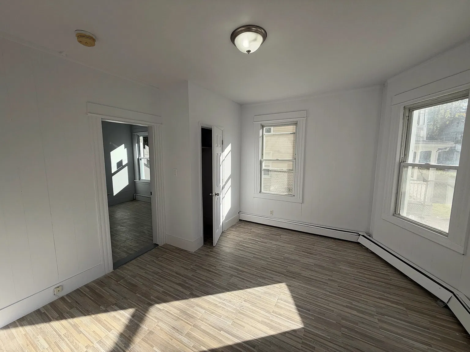 14 Lester St — Photo 4