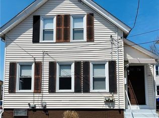 5 Rosemont Ter, North Providence, RI 02911
