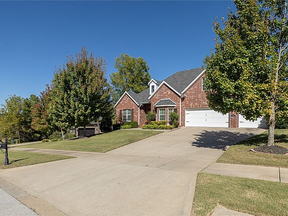 5th image of 2852 E Stone Mountain Dr