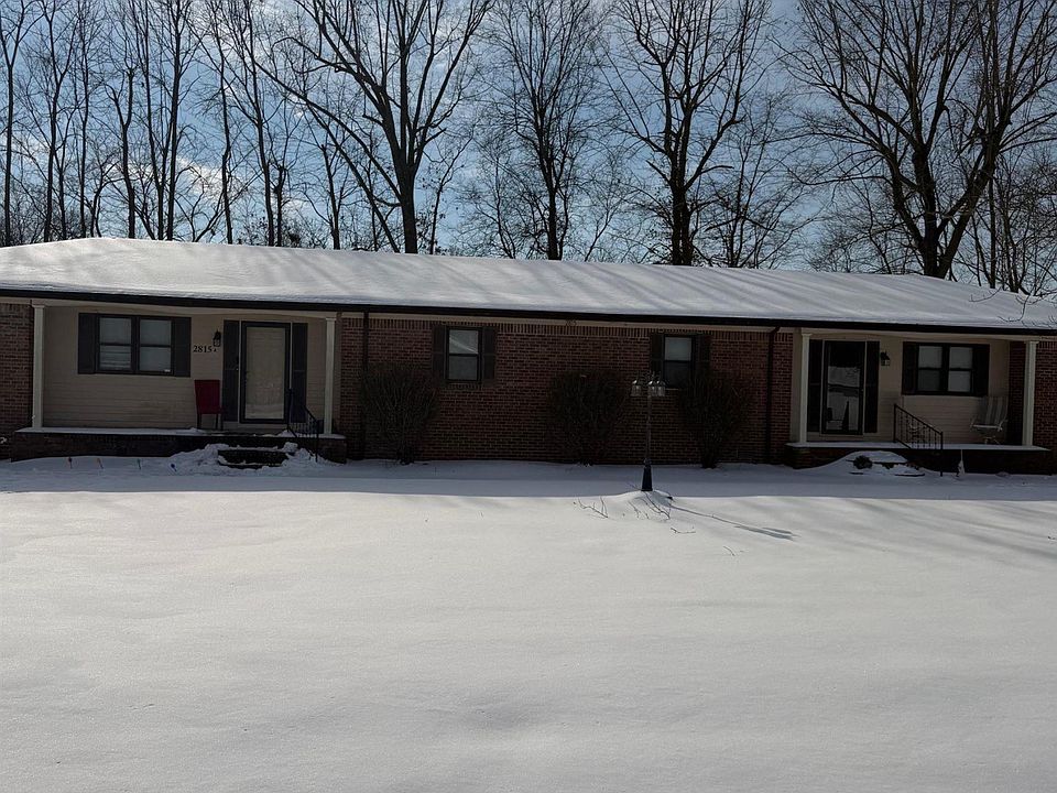 1st image of 2815 Oaks Rd