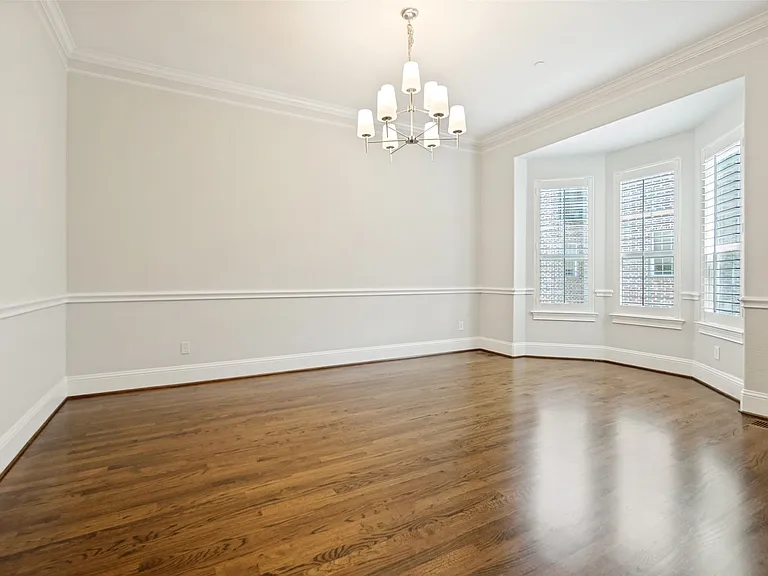 3967 Travis St — Photo 10