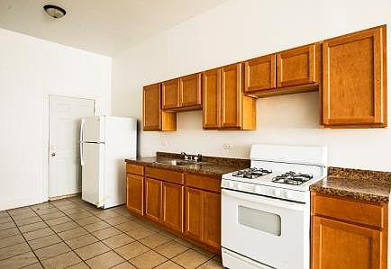 5th image of 2838 E 91st St #9057-1