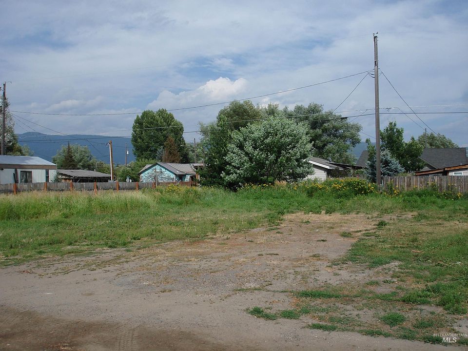 1st image of LOT 3 S Commercial Ave