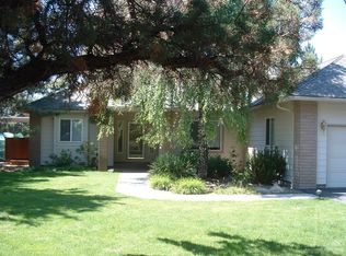 2345 Linnet Ln, Redmond, OR 97756