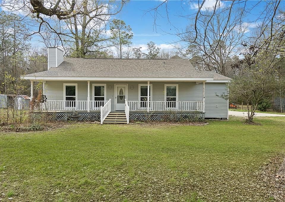 1st image of 78361 Watts Rd