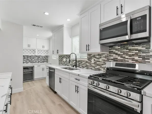 22112 Horst Ave, Hawaiian Gardens, CA 90716