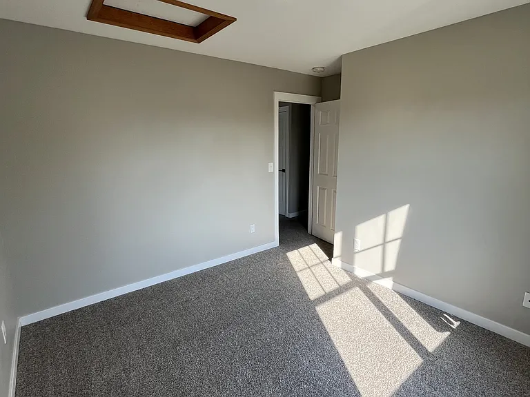 1341 Colony Ct — Photo 37