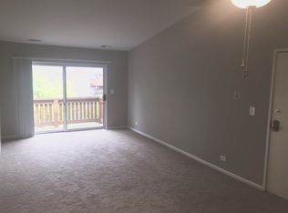 2766 N Buffalo Grove Rd APT 207, Arlington Heights, IL 60004