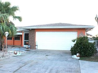 1678 Country Club Pkwy, Lehigh Acres, FL 33936