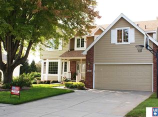 3101 S 81st Street Ct, Lincoln, NE 68506