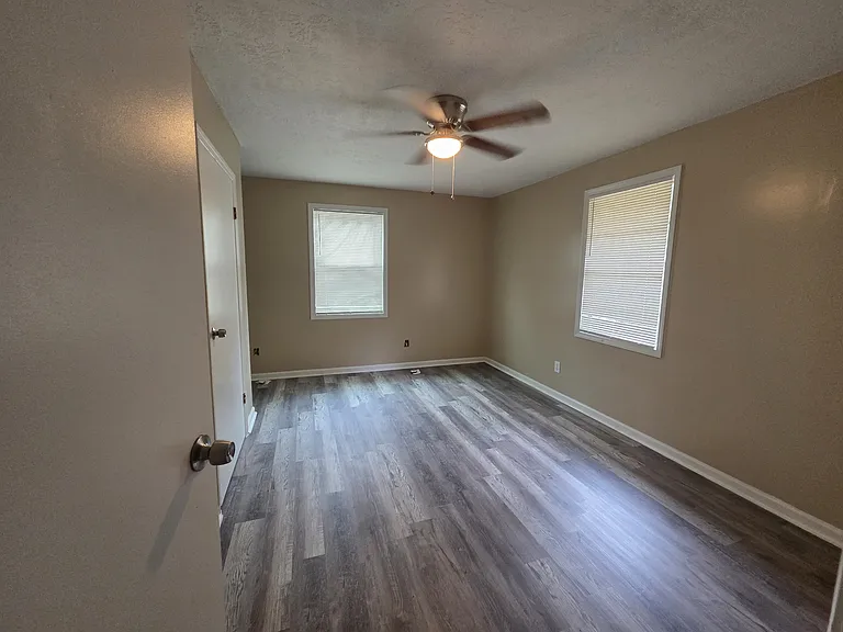 3318 Winn Dr #B — Photo 5