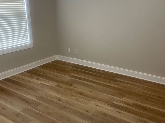 5th image of 4910 Kitty Hawk Way