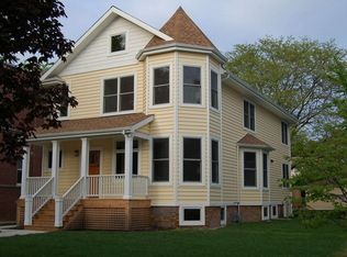 1823 Ashland Ave, Evanston, IL 60201